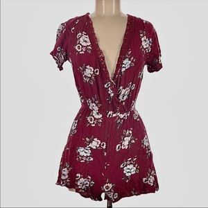 Xhilaration Maroon Floral Surplice V-neck Romper [XS] EUC